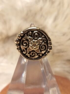 Antique-Inspired Floral Scroll Ring - Silver